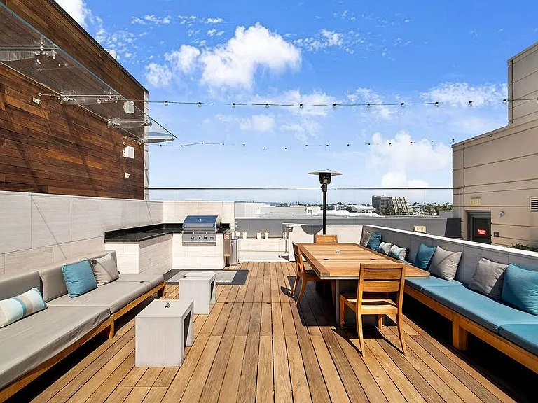 1755 Ocean Ave #410 — Photo 36