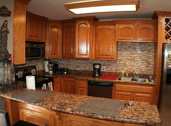 4th image of 507 N Rose Ellen Cir