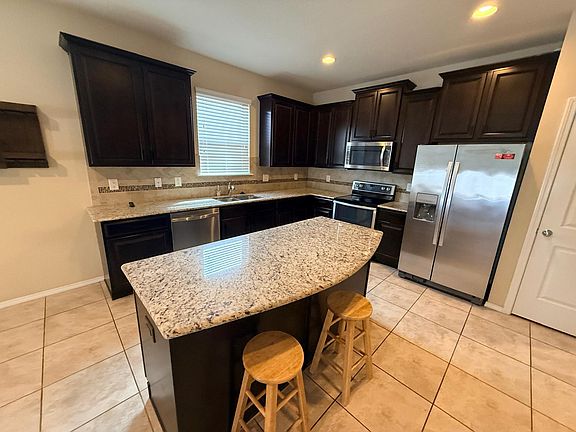 4th image of 1729 Trillium Blvd