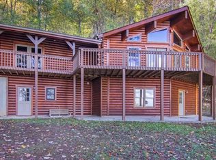 667 Chestnut Rdg, Blue Ridge, GA 30513