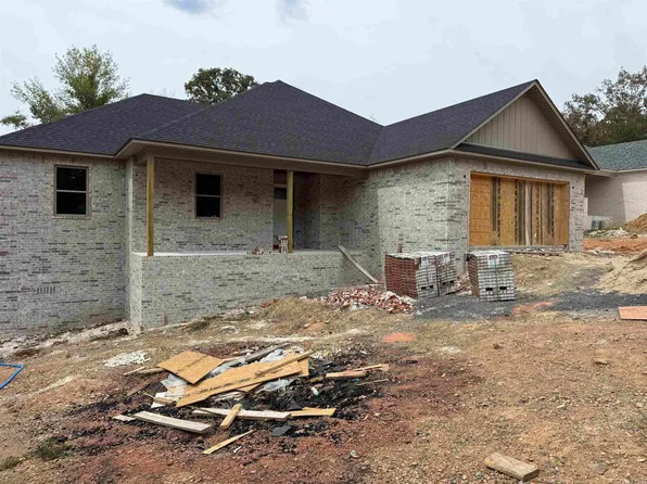 1013 Conrad Cv, Jacksonville, AR 72076