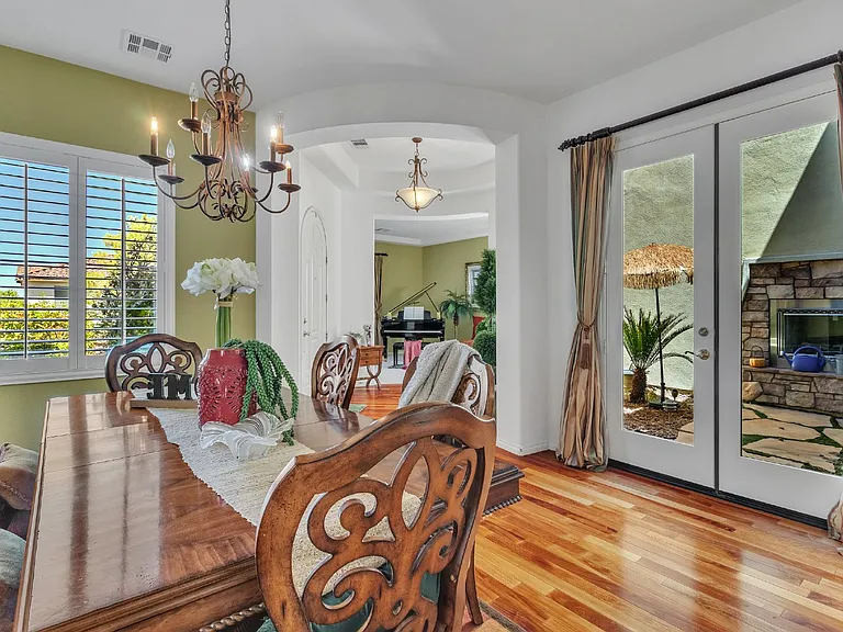 1455 Foothills Village Dr — Photo 8