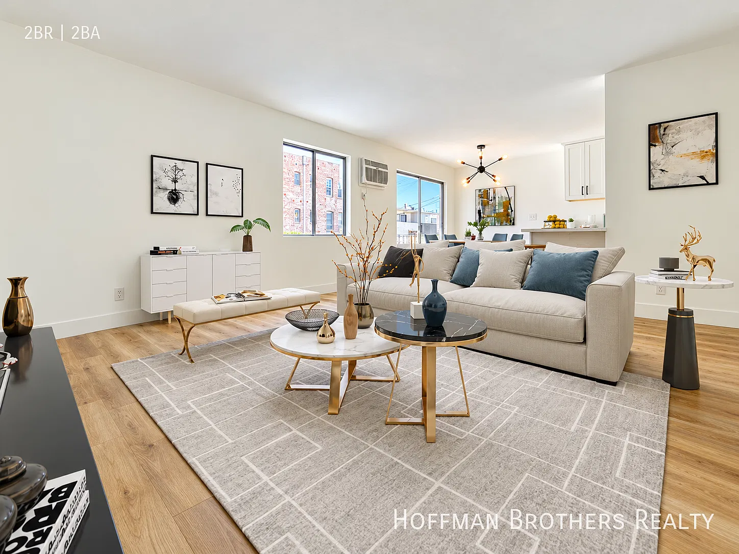 239 S Harvard Blvd Los Angeles, CA 90004 — Photo 1