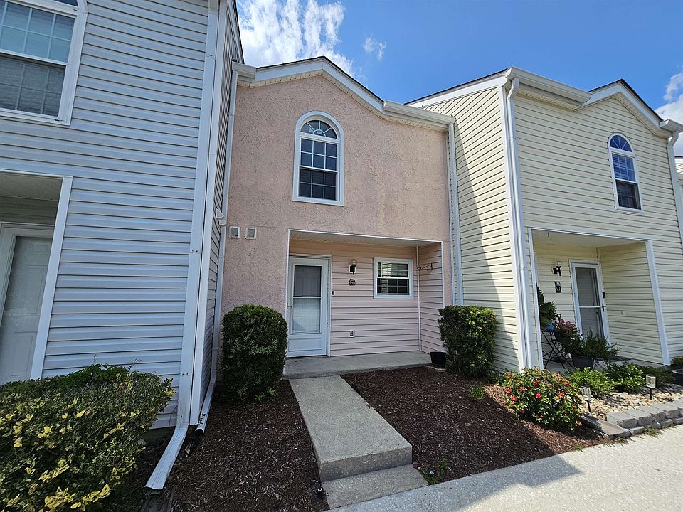 1st image of 6703 Jefferson Pl. #G-2