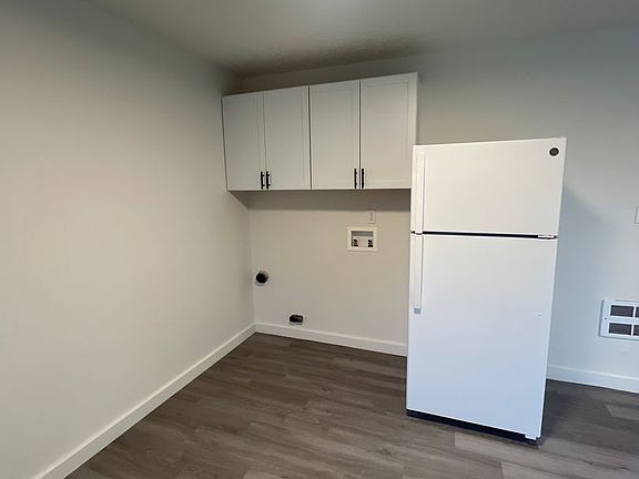 3rd image of 550 Schetter Ave APT 2