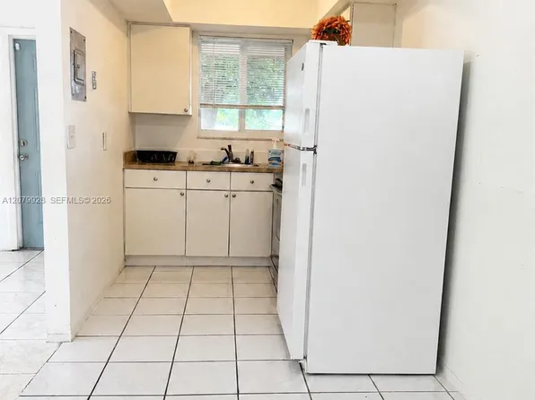 2700 SW 62nd Ave APT 1, Hollywood, FL 33023