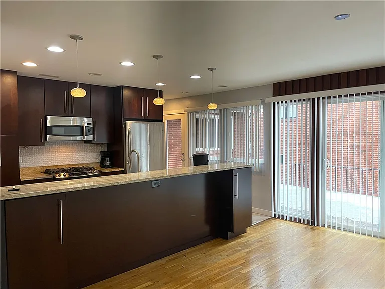 1236 Wightman St — Photo 10