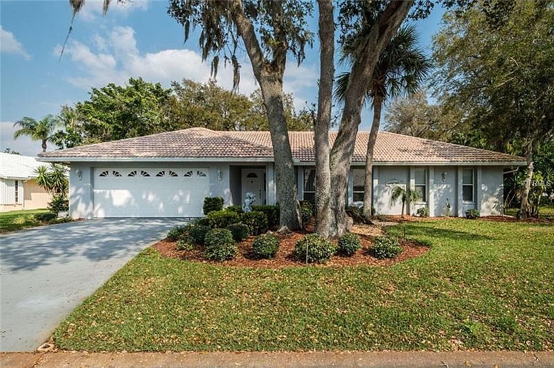 1st image of 424 Lemonwood Dr