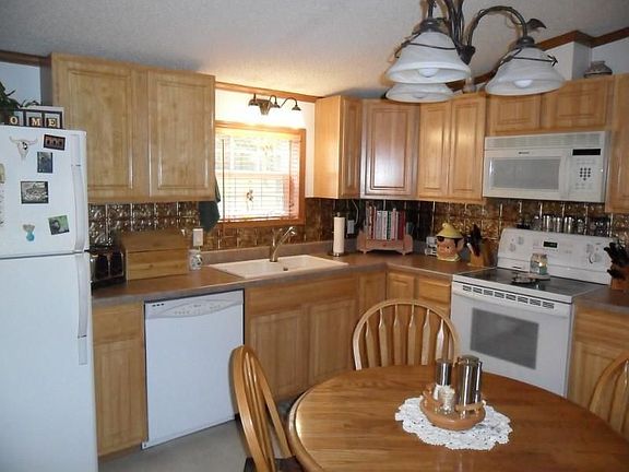 4th image of 54 Peachy Ann Dr