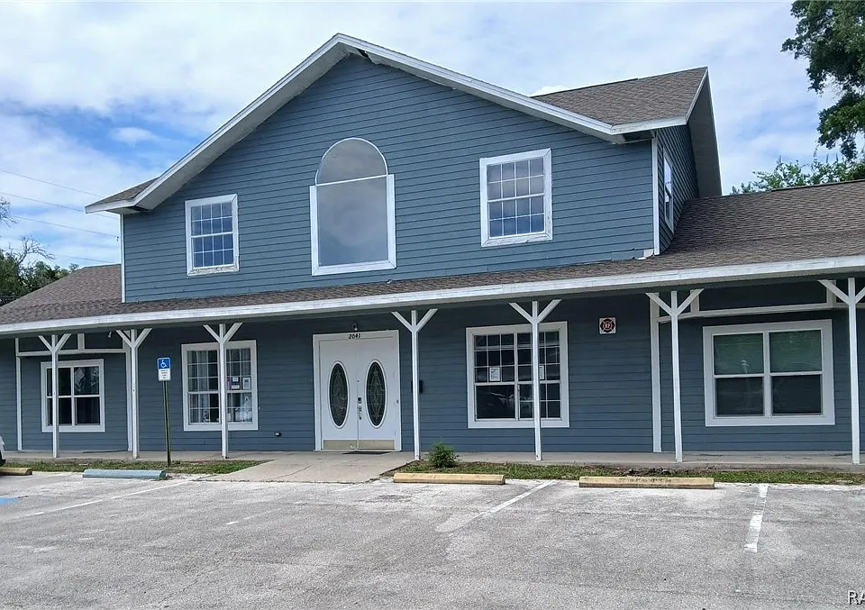2041 N Donovan Ave #2