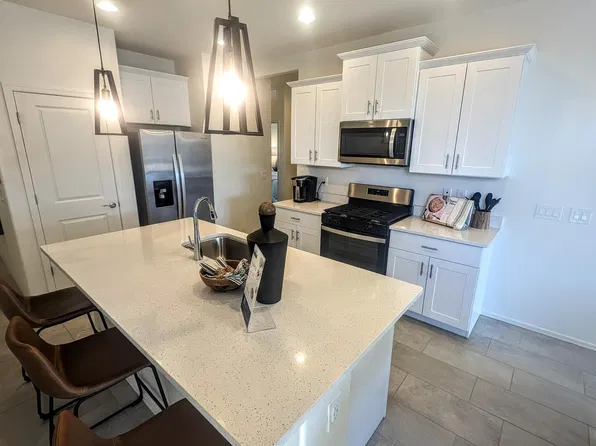 13112 N Homestead Ln, Marana, AZ 85653