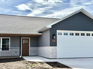1421 N Ridge Dr, Rock Falls, IL 61071