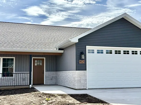 1421 N Ridge Dr, Rock Falls, IL 61071