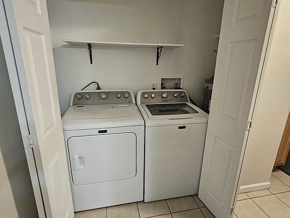 3rd image of 5271 Wyandot St