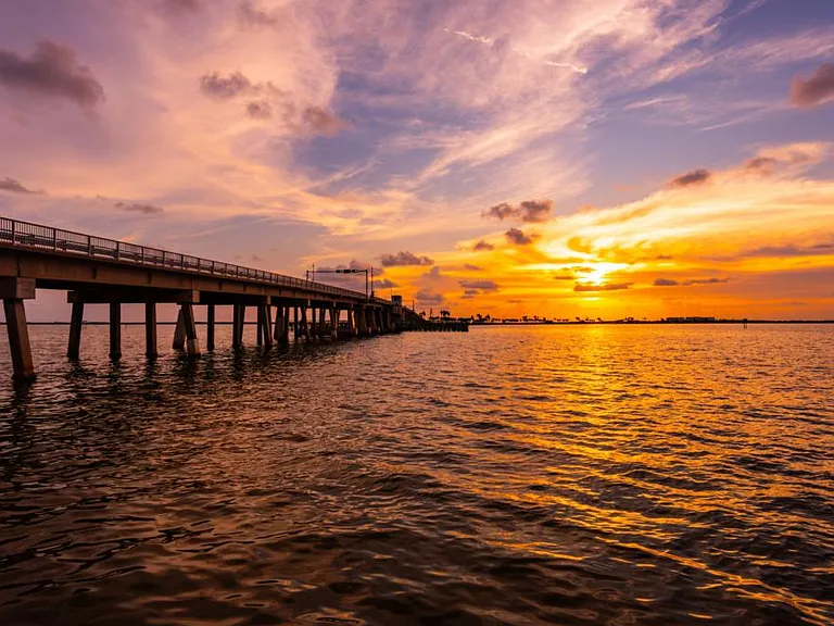Dunedin Causeway