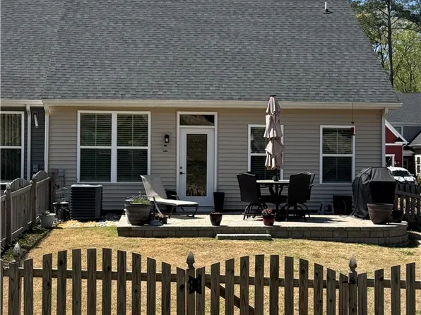 9440 Astilbe Ln, Toano, VA 23168