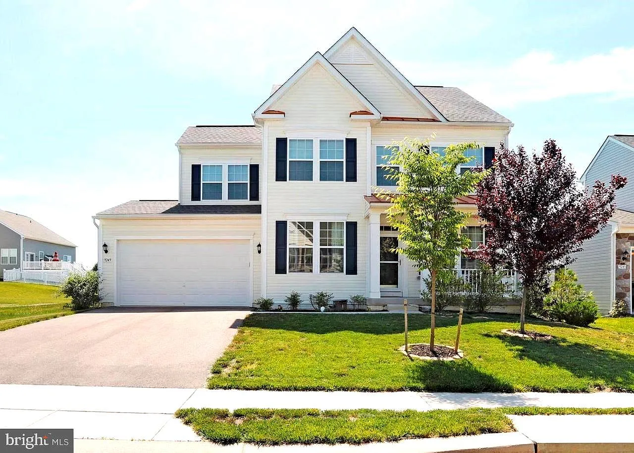 9249 Helmsdale Pl photo 1