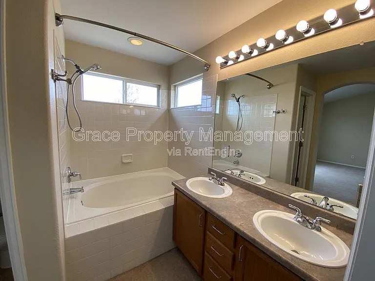 10289 E 113th Ave — Photo 22