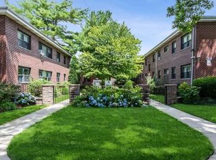 5 Adelaide St APT D1, Floral Park, NY 11001