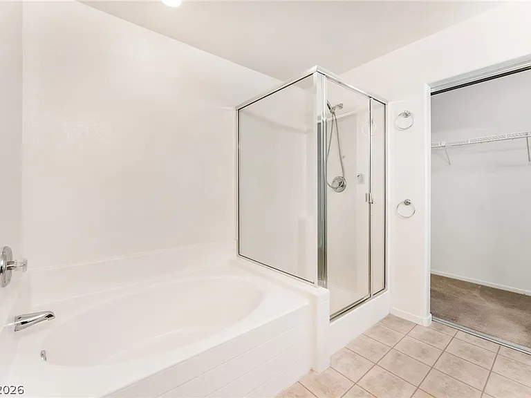 9522 Arrowhead Falls Ct — Photo 26
