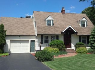 680 Hinchey Rd, Rochester, NY 14624