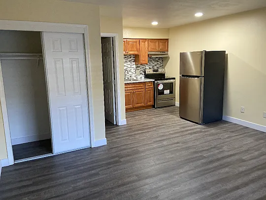 1210-1250 Kenny Dr — Photo 60