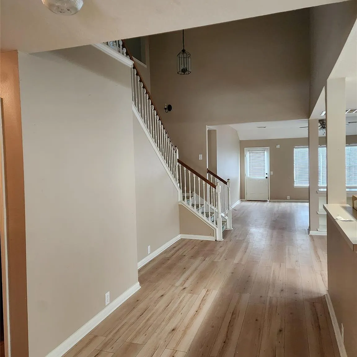 4 bed, 2.5 bath, 3000 sqft, $2,850 — Photo 1