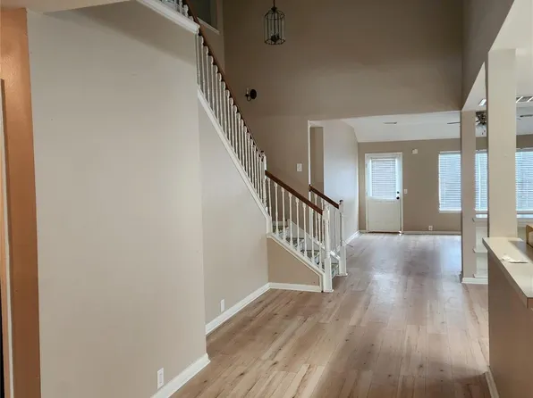 2725 Foster Hill Dr, Kingwood, TX 77345