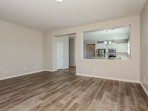 5th image of 3432 W Apollo Rd