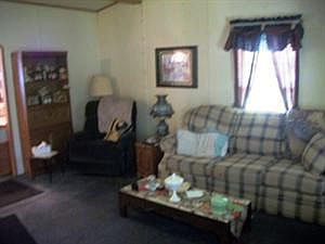 2nd image of 12843 Cypress St