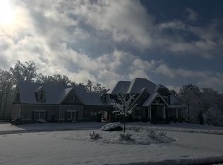 8420 Glen Lake Dr, Cumming, GA 30028