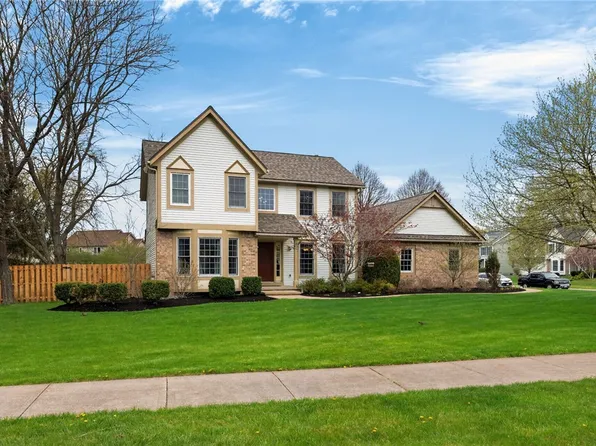 3 Ellis St, Victor, NY 14564