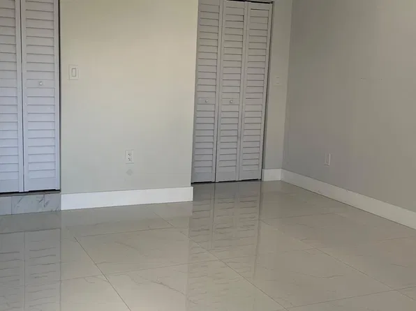 (undisclosed Address), Miami, FL 33175