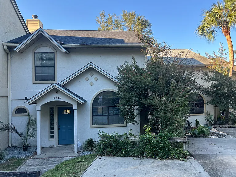 2828 Par Ln — Photo 1