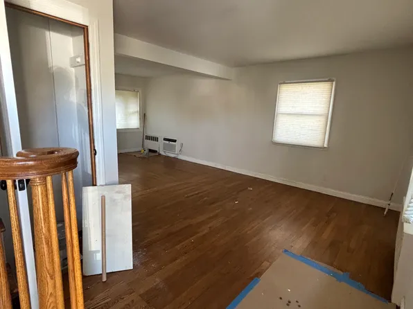 (undisclosed Address), Hicksville, NY 11801