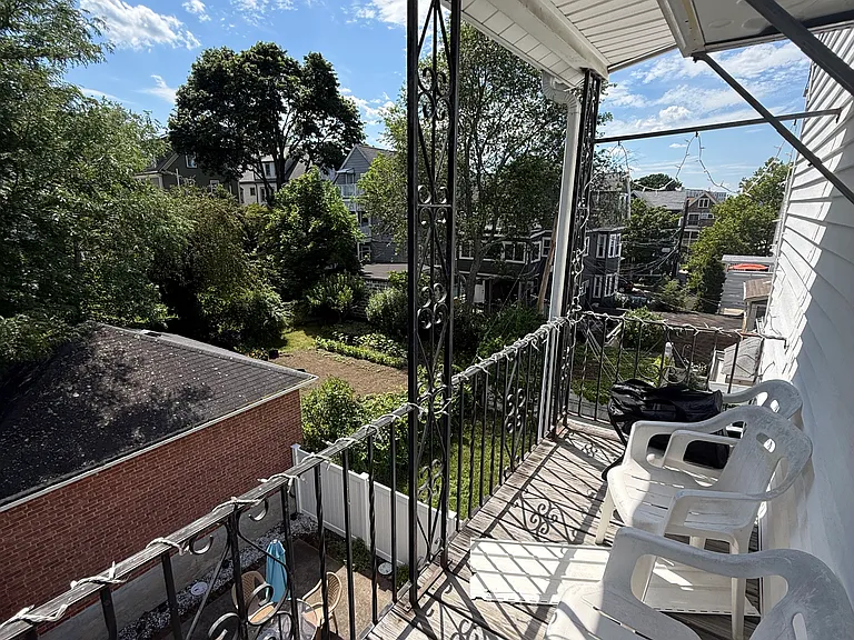 186 Powder House Blvd #C — Photo 17