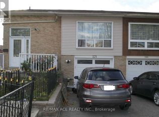 271 Braymore Blvd #11, Toronto, ON M1B 2E2