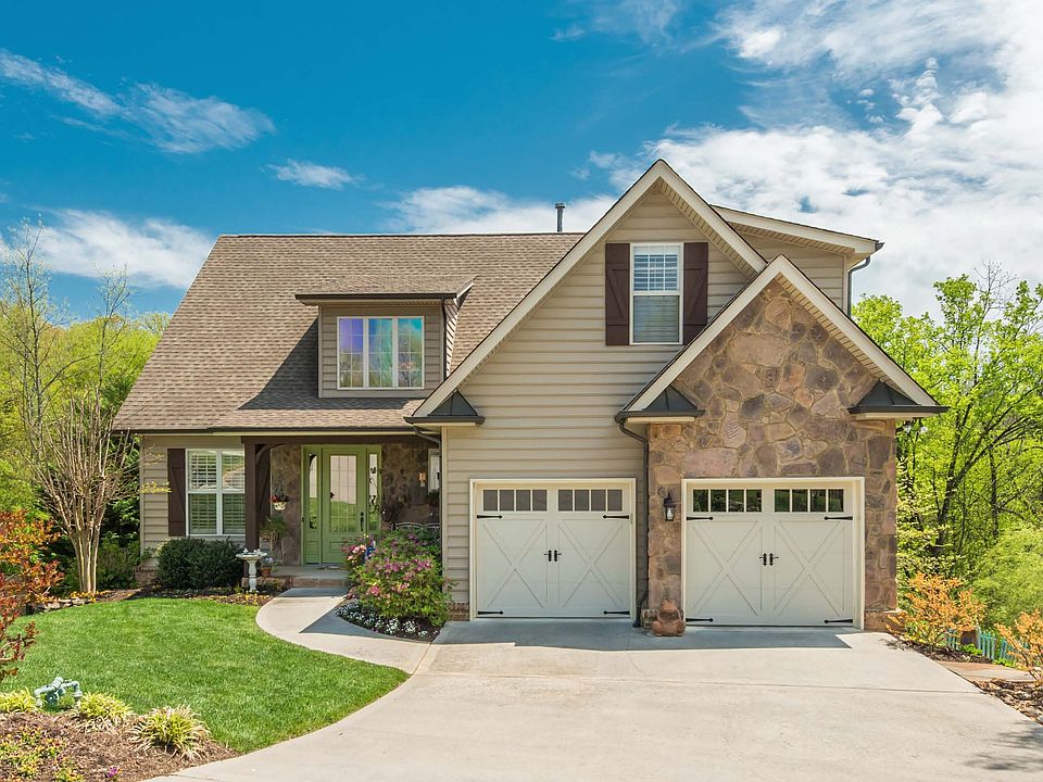 1st image of 1626 Autumn Tree Ln