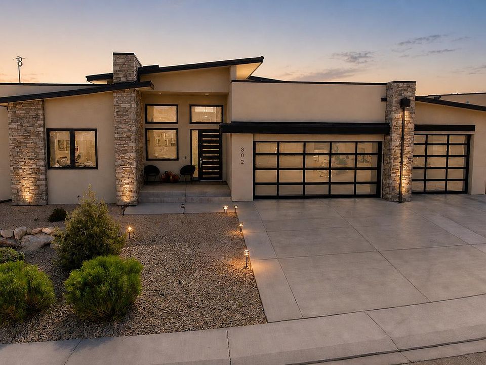 1st image of 302 Bella Ct