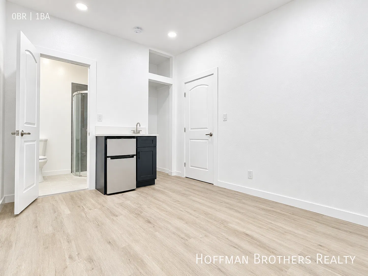 Affordable Private Studio in Lincoln Heights with Private Bath, Renovated Finishes & Utilities Av... — Photo 3