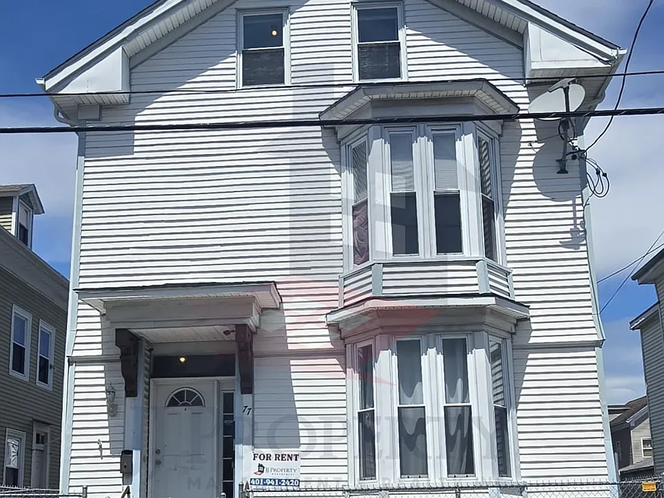 77 Waverly St #2