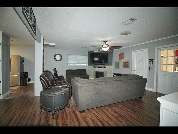 5th image of 4121 Willow Oak