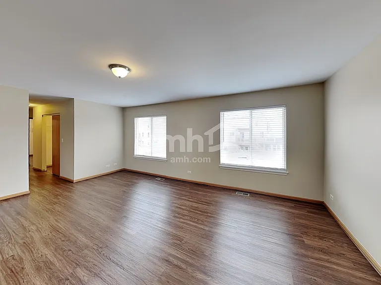 306 Hubbard Cir — Photo 13