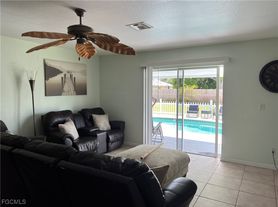 1333 SE 8th Ave, Cape Coral, FL
