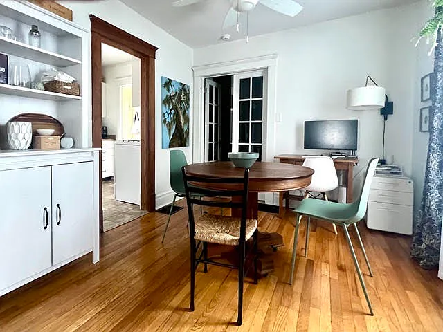 Dining room furnished