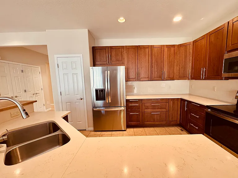4614 Belford Cir — Photo 13
