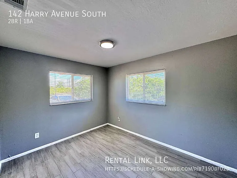 142 Harry Ave S — Photo 8