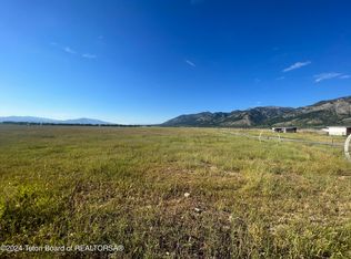 271 Lincoln Ln, Thayne, WY 83127