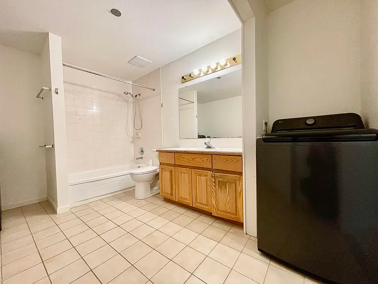 1073X Walnut Close #LOWER LEVEL — Photo 14