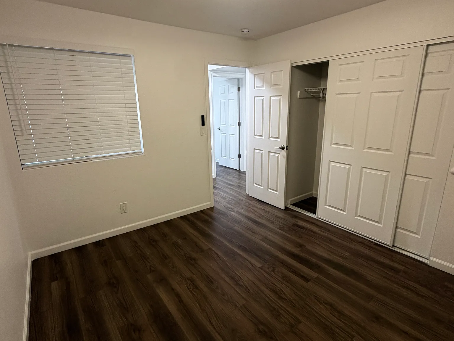 3 bed, 1052 sqft, $2,900 — Photo 4